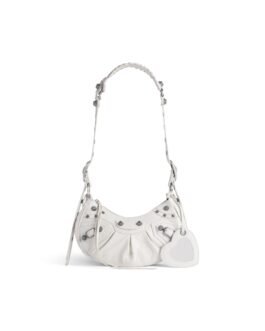 medium 6713091vg9y9104 f.jpg