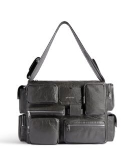 medium 702168210c81309 f.jpg