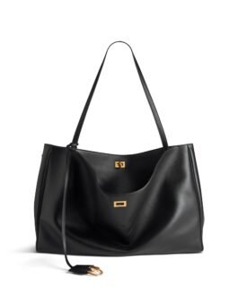 medium 8274812aa4v1000 f.jpg