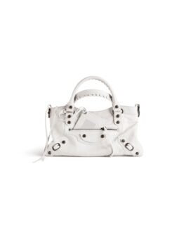 medium 8414582ab4w9104 f.jpg