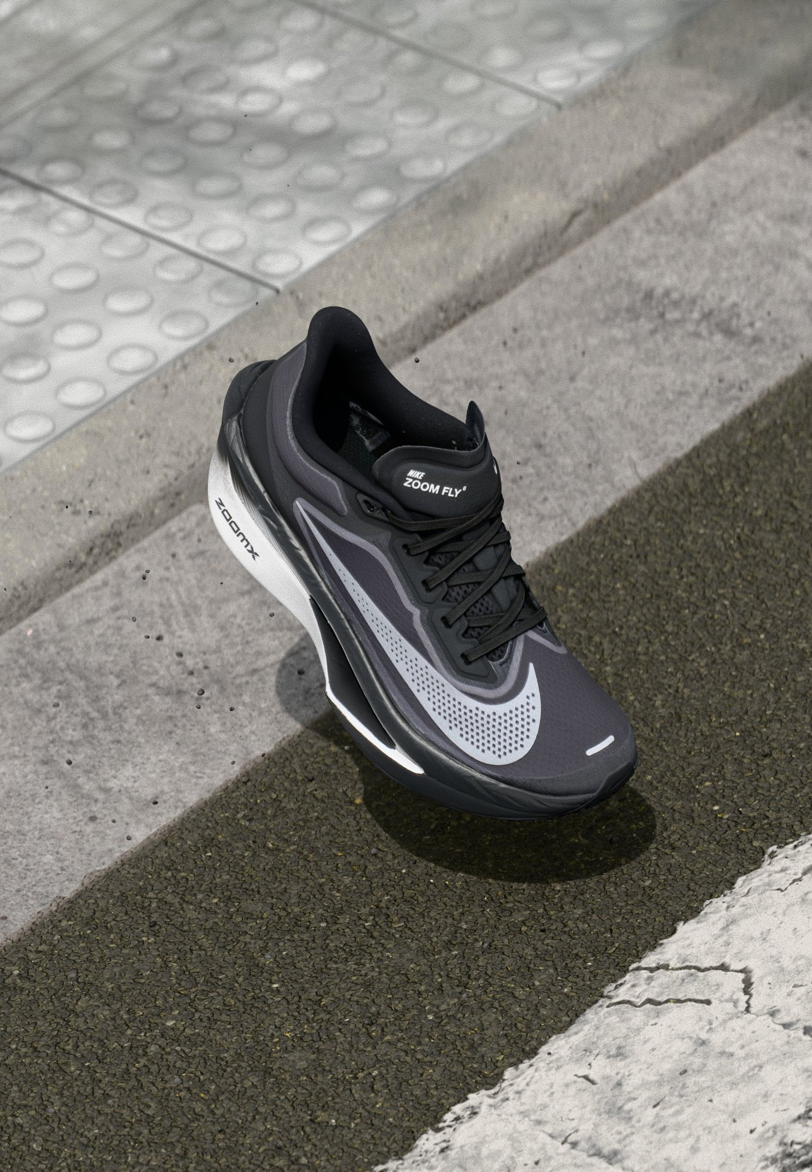 ZOOM FLY 6 - Chaussures de running sur route - black/white/light smoke grey