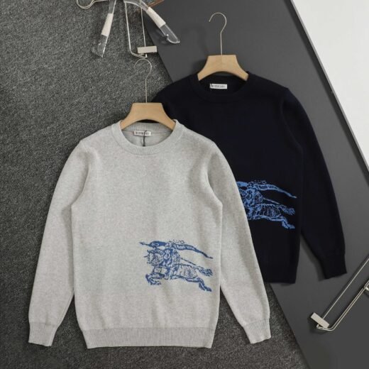 Burberry Pull Homme – Cavalier Brodé Bleu
