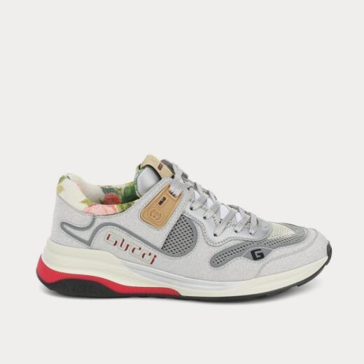 Gucci Baskets basses en maille Ultrapace gris clair – 35