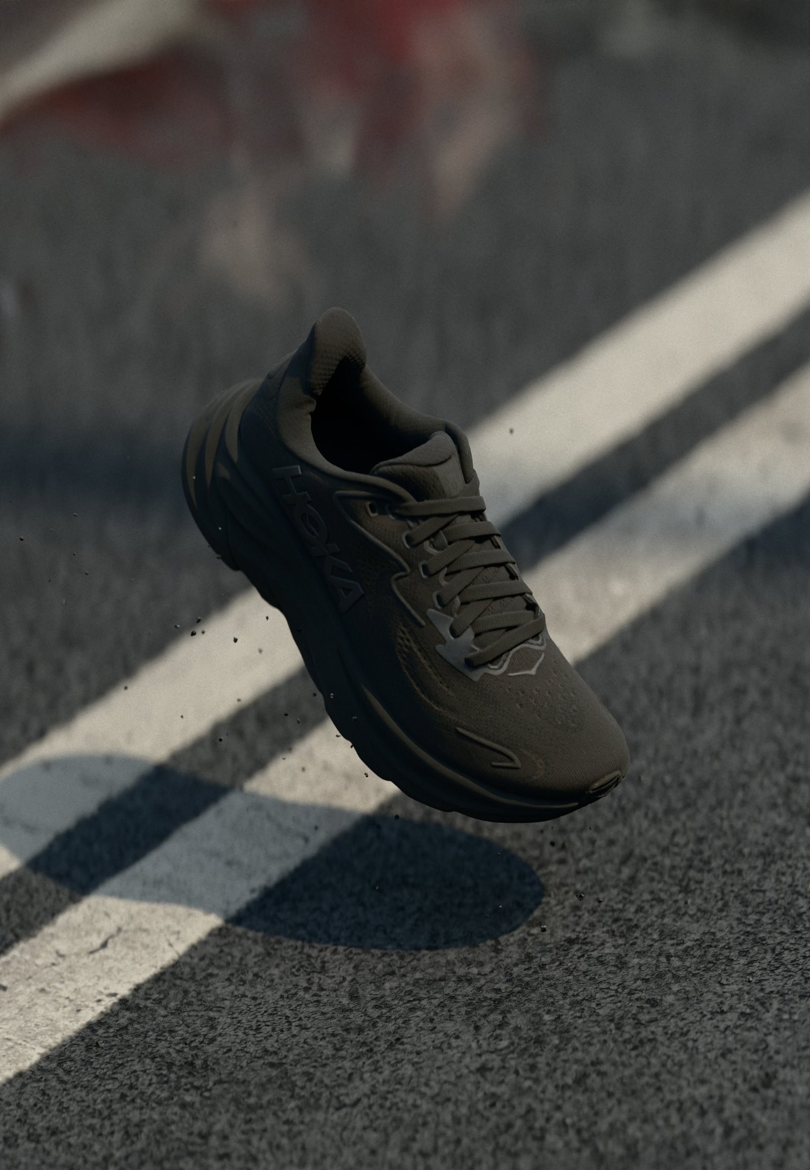 CLIFTON 10 - Chaussures de running sur route - black - black