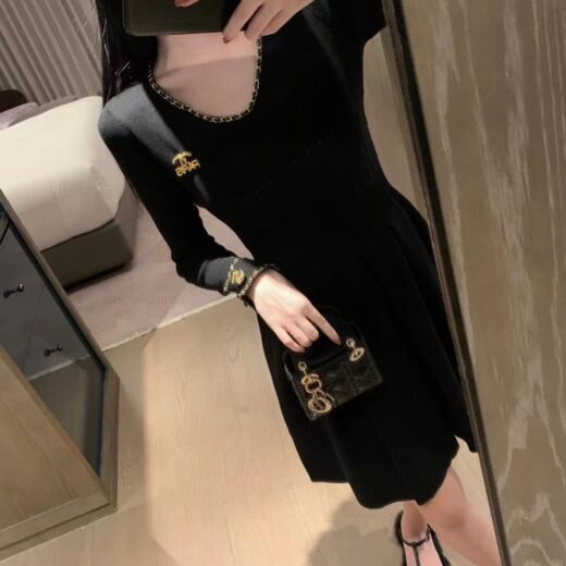 Chanel ROBE DE SOIRÉE NOIRE DE HAUTE QUALITÉ POUR ELLE