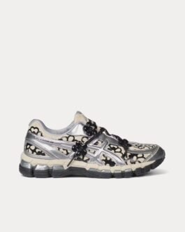 AsicsGel-Kayano 20 Vanilla / Pure Silver Low Top Sneakers