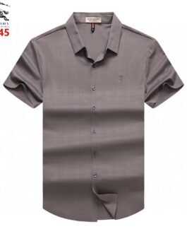 CHEMISE À COL CLASSIQUE À CARREAUX