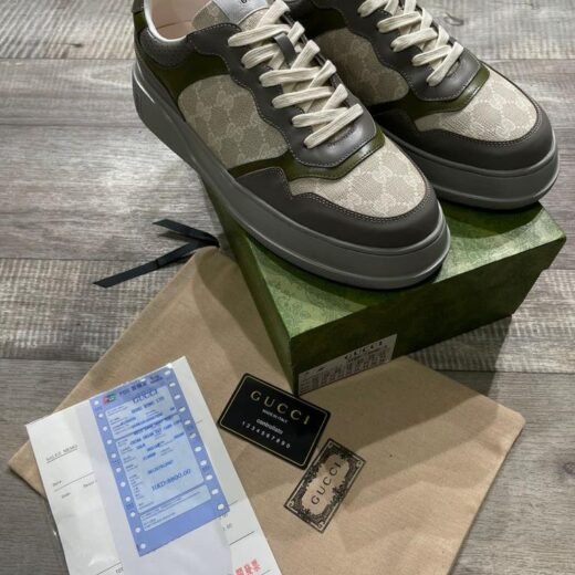 Gucci BASKETS CHUNKY B GG - GRIS