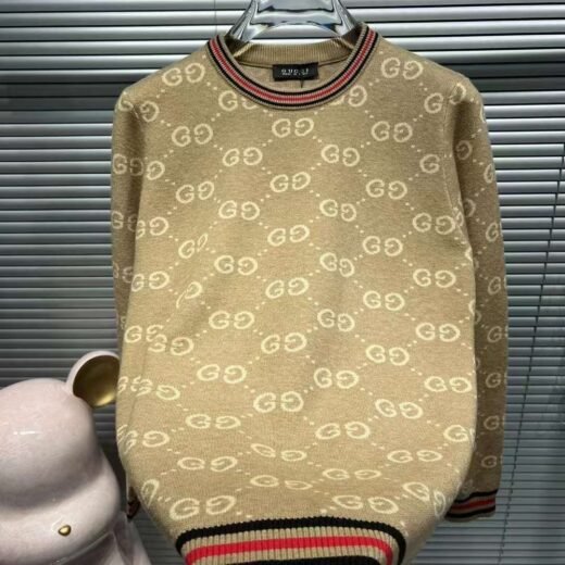 Gucci PULL COL RAS DU COU DE LUXE POUR HOMMES