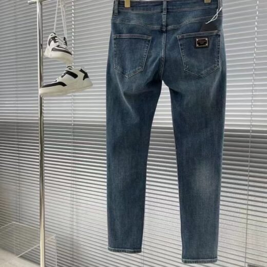 Dolce & Gabbana Pantalon en denim décontracté délavé avec logo métallisé brodé