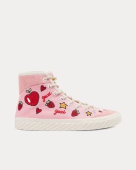 Baskets montantes roses en toile brodée Gucci cœur, étoile et fraise