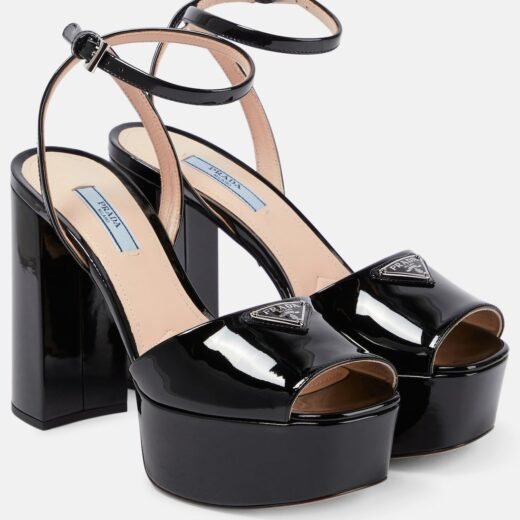 Prada Sandales à plateau en cuir verni