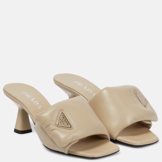 Prada Mules en cuir matelassé à logo