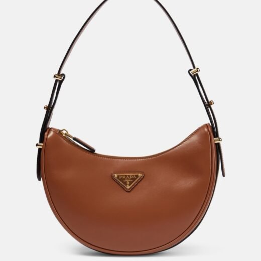 Prada Sac Arqué en cuir