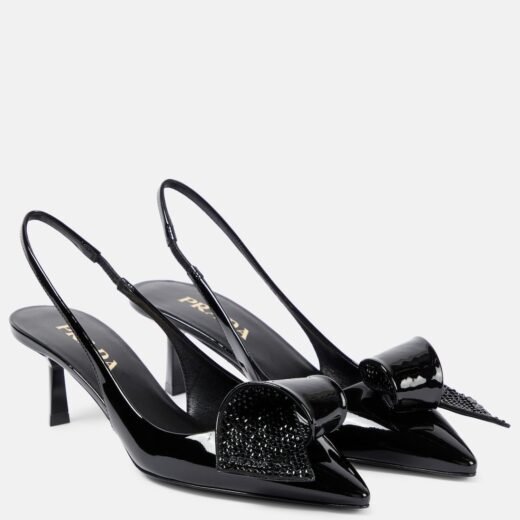 Gucci Escarpins en cuir verni à ornements