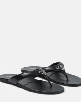 Tongs en cuir matelassé à logo