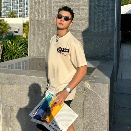 Gucci T-shirt oversize à logo graphique imprimé