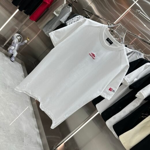 Balenciaga Plus T-shirts et polos T-shirts col rond avec logo brodé