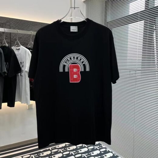 Burberry T-shirt oversize noir en coton à imprimé graphique