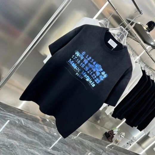 Maison Margiela T-shirt avec logo numérique brodé