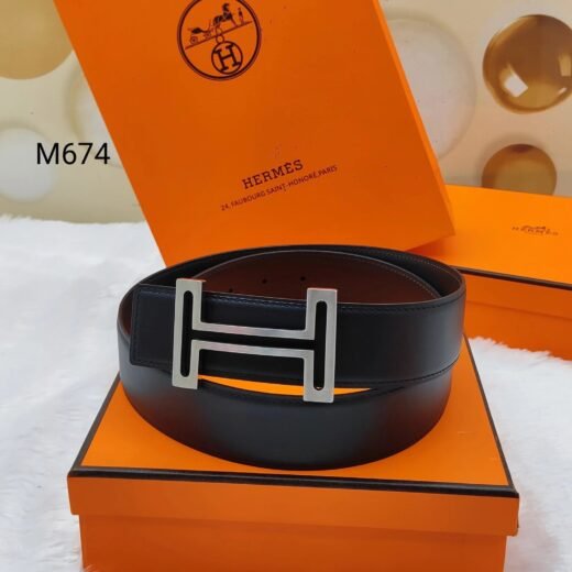 Hermès Ceinture élégante en cuir à motif H pour homme