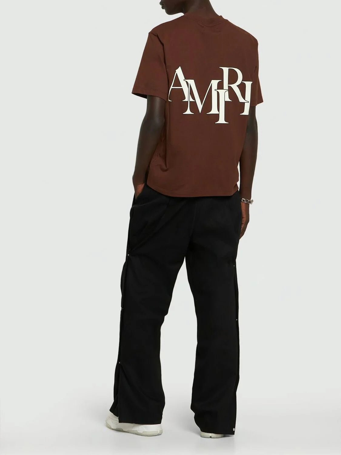 AMIRI || T-shirt marron à logo décalé pour homme