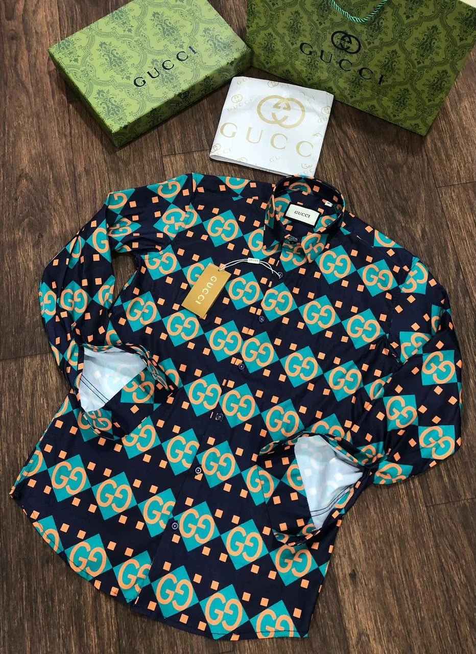 GUCCI || Chemise bowling en soie noire à imprimé géométrique GG pour homme