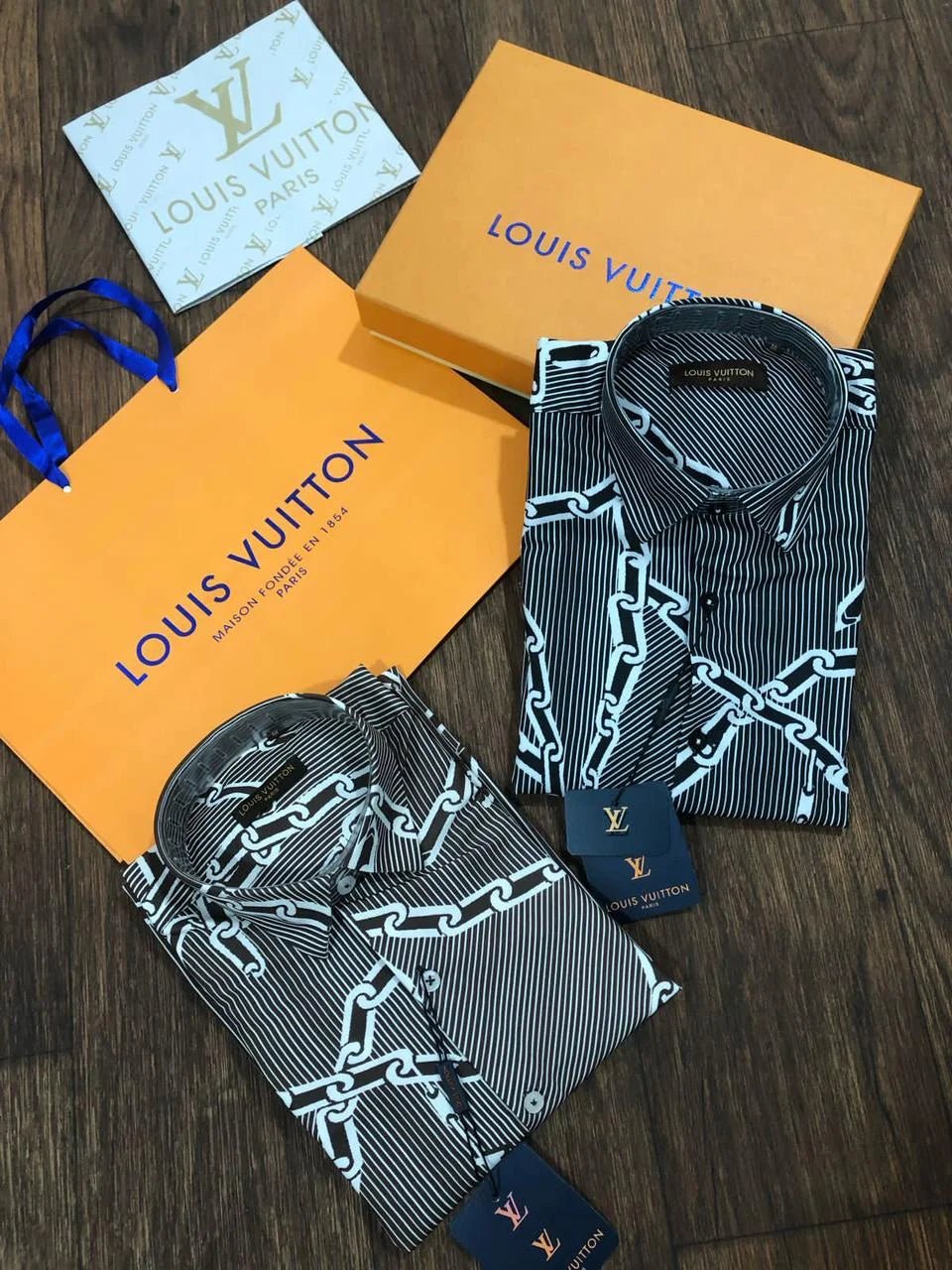 LOUIS VUITTON || Chemise en soie à imprimé chaîne pour homme