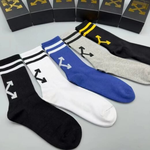 Off-White Lot de cinq paires de chaussettes rayées à motif flèches