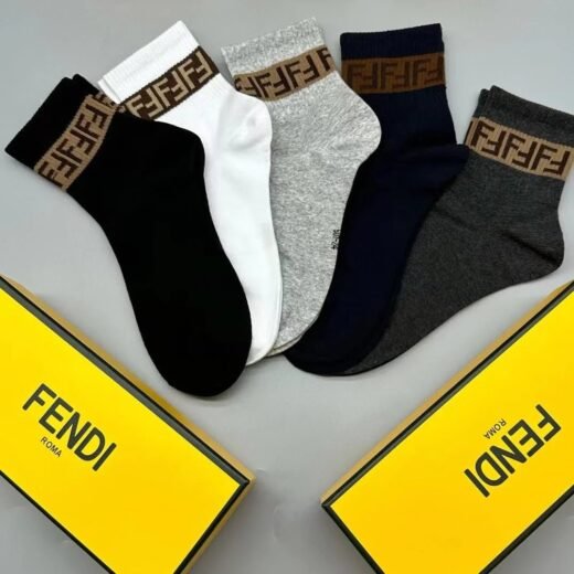 Fendi Lot de cinq paires de chaussettes à rayures FF