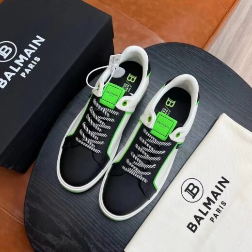 Balmain Baskets basses blanches/noires « B-Court » à patch logo