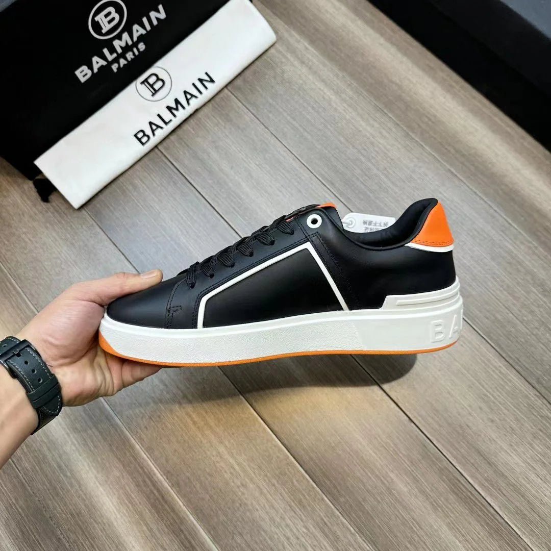 BALMAIN || Baskets basses blanches/orange « B-Court » à patch logo