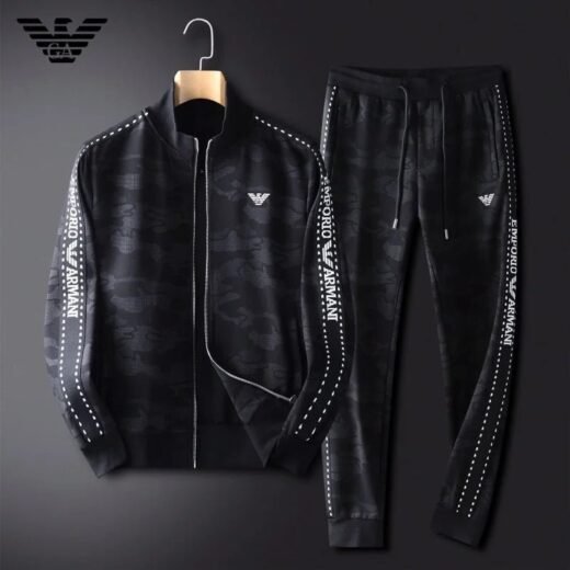 Emporio Armani Survêtement de créateur à imprimé camouflage