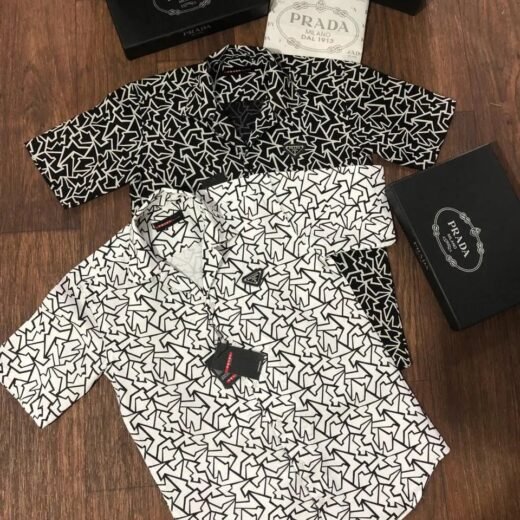 Prada Chemise slim à manches courtes et imprimé gribouillis noir et blanc