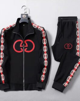 GUCCI || Survêtement en coton à rayures fuselées et logo GG intarsia