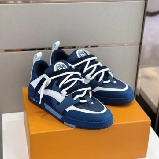 Louis Vuitton Baskets Skate Trainer en cuir bleu marine