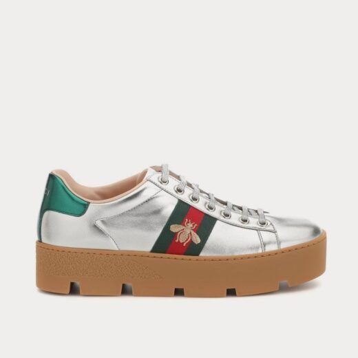 Gucci Baskets basses argentées à plateforme en cuir Ace – 35
