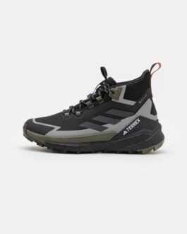 FREE - Chaussures de marche - core black/carbon/olive strata