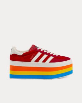 Baskets basses à plateforme en velours rouge Adidas x Gucci Gazelle