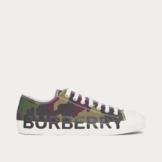 Burberry Baskets basses en coton camouflage vert mangrove à imprimé logo