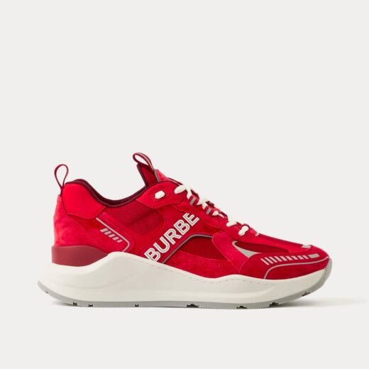 Burberry Baskets basses en daim et cuir à imprimé logo rouge piment