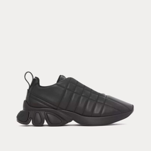 Burberry Baskets basses classiques noires en cuir matelassé – Noir / 35