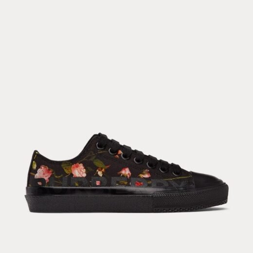 Burberry Baskets basses noires Larkhall – Noir / 35