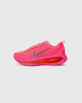 VOMERO 18 - Chaussures de running sur route - pink/silver-coloured/crimson/hyper orange/gum light brown/hyper pink