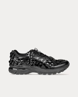 Gel-Terrain Black Low Top Sneakers