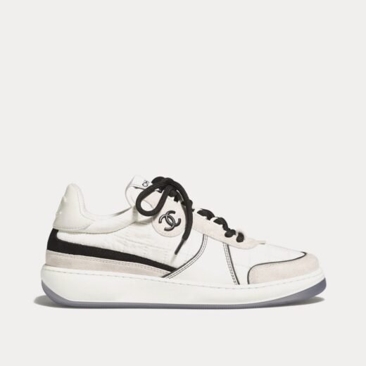 Chanel Baskets basses en tissu