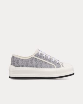 Baskets basses Dior Walk'n'Dior Platform en cuir de veau gris texturé avec motif Dior Oblique et coton brodé