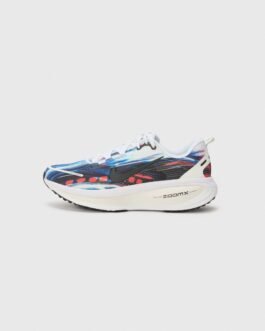 VOMERO 18 - Chaussures de running sur route - white/royal pulse/football grey