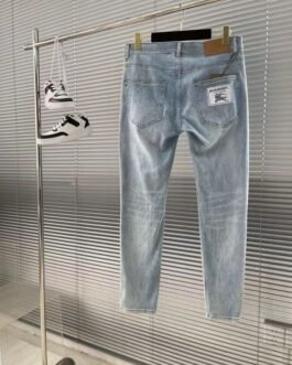 Nouveautés en denim premium pour hommes