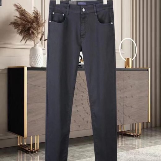 Prada Jean slim noir légèrement délavé